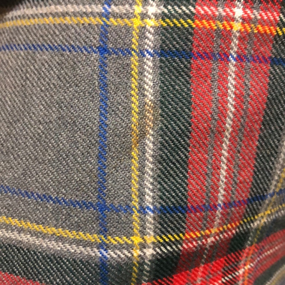 Women’s Vintage Plaid Tartan Skirt 100% Virgin Wool- Red and Grey - Picture 4 of 4